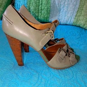 Ladies leather buckle olive green 4" wood heels